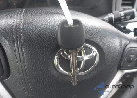 2017 Toyota Sienna Le 8 Passenger from USA, damaged, VIN 5TDKZ3DC1HS770320